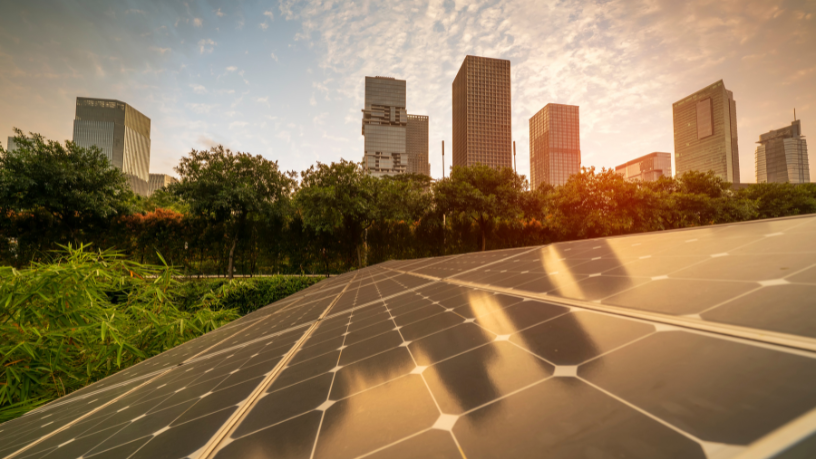 Entenda com Pablo Said como as energias limpas contribuem para a adaptação climática.