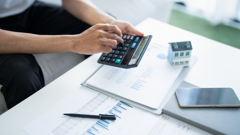 Para Teciomar Ábila, reserva de emergência sem mistério significa priorizar proteção e liquidez antes de correr riscos em busca de rentabilidade.